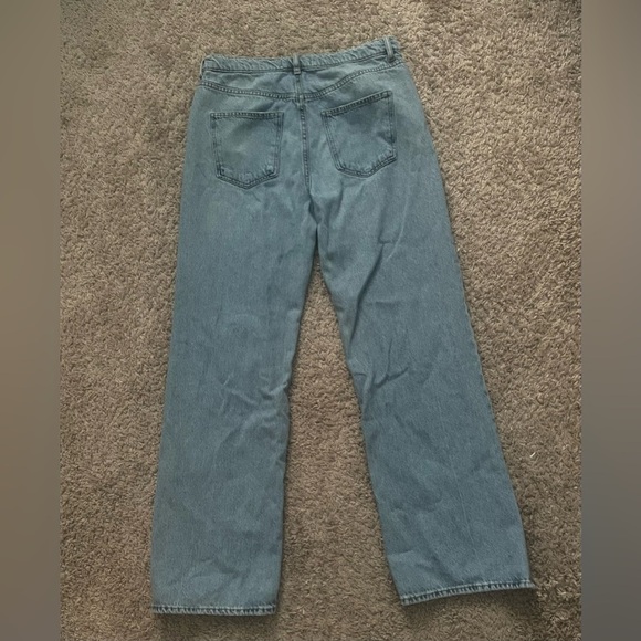 We the Free Jeans
Free people movement jeans 
Size 28 - Picture 2 of 9